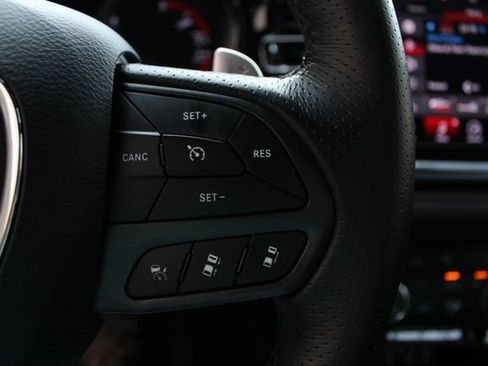 Used 2024 Dodge Durango GT AWD/4WD image 12