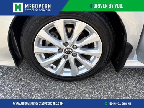Used 2018 Toyota Camry LE FWD image 29