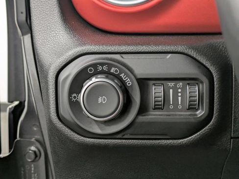 Used 2021 Jeep Wrangler Unlimited Rubicon AWD/4WD image 21