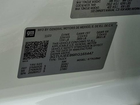 Used 2024 GMC Sierra 1500 AT4 w/ Technology Package AWD/4WD image 31