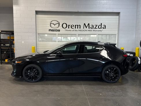 New 2026 MAZDA MAZDA3 Hatchback w/Premium Plus Pkg AWD/4WD image 9