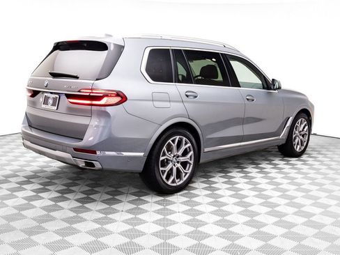Certified 2025 BMW X7 xDrive40i w/ Premium Package image 5