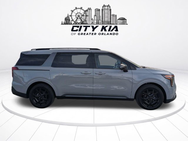 Certified 2026 Kia Carnival Hybrid FWD image 10
