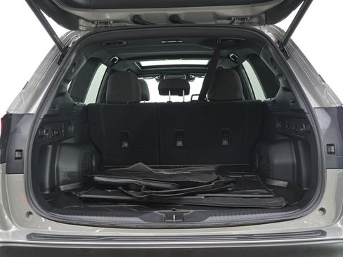Used 2025 Subaru Forester Premium AWD/4WD image 17
