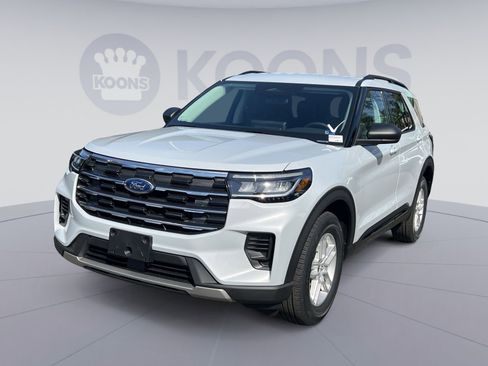 New 2026 Ford Explorer Active AWD/4WD image 1