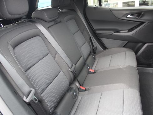 New 2027 Chevrolet Equinox LT FWD image 16