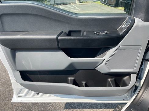 New 2025 Ford F350 XL w/ XL Chrome Package image 13