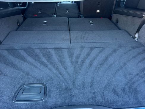 New 2026 Mercedes-Benz GLS 450 4MATIC image 35