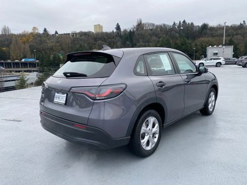 Certified 2023 Honda HR-V LX image 12