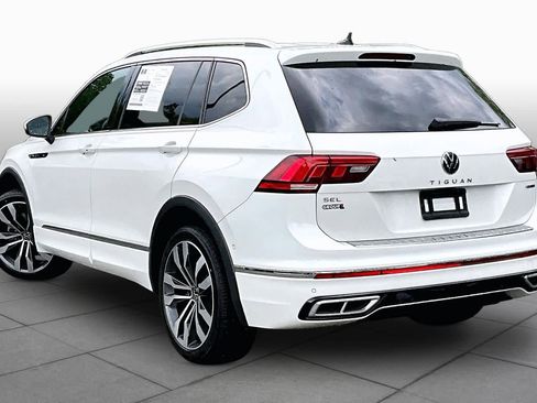 Used 2022 Volkswagen Tiguan SEL R-Line AWD/4WD image 12