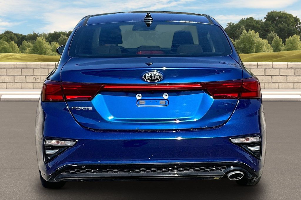 Used 2019 Kia Forte LXS FWD image 4