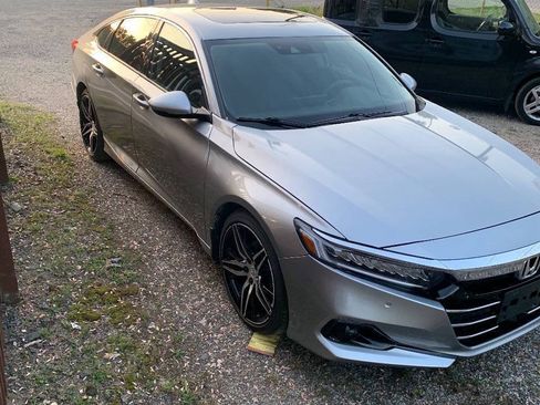 Used 2021 Honda Accord Touring image 5