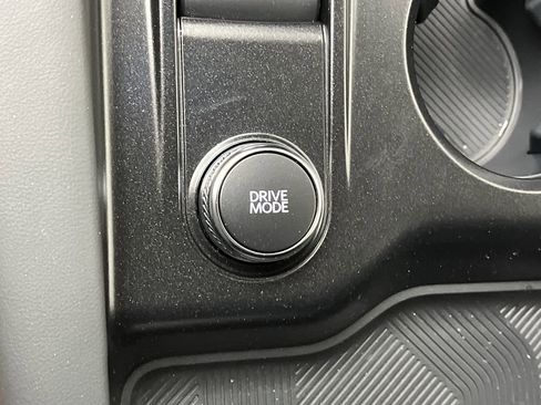 New 2026 Ford Explorer Active AWD/4WD image 17