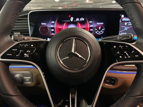 New 2026 Mercedes-Benz GLE 580 4MATIC image 23