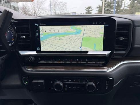 Used 2023 Chevrolet Silverado 1500 LT image 19