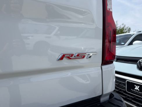 Used 2023 Chevrolet Silverado 1500 RST w/ Z71 Off-Road Package image 11