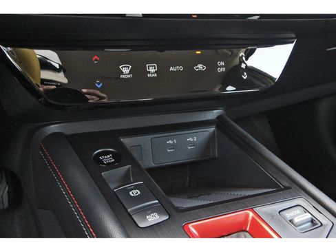 Certified 2026 Nissan Kicks SR FWD image 25