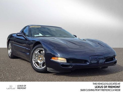 Used 1999 Chevrolet Corvette Coupe w/ Memory Pkg image 1