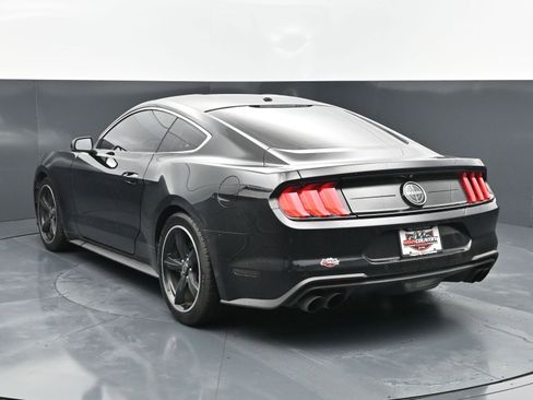 Used 2019 Ford Mustang Bullitt image 4
