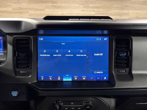 Used 2024 Ford Bronco Black Diamond image 18