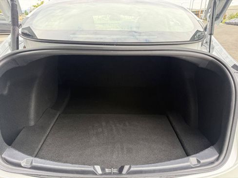 Used 2021 Tesla Model 3 Long Range AWD/4WD image 17