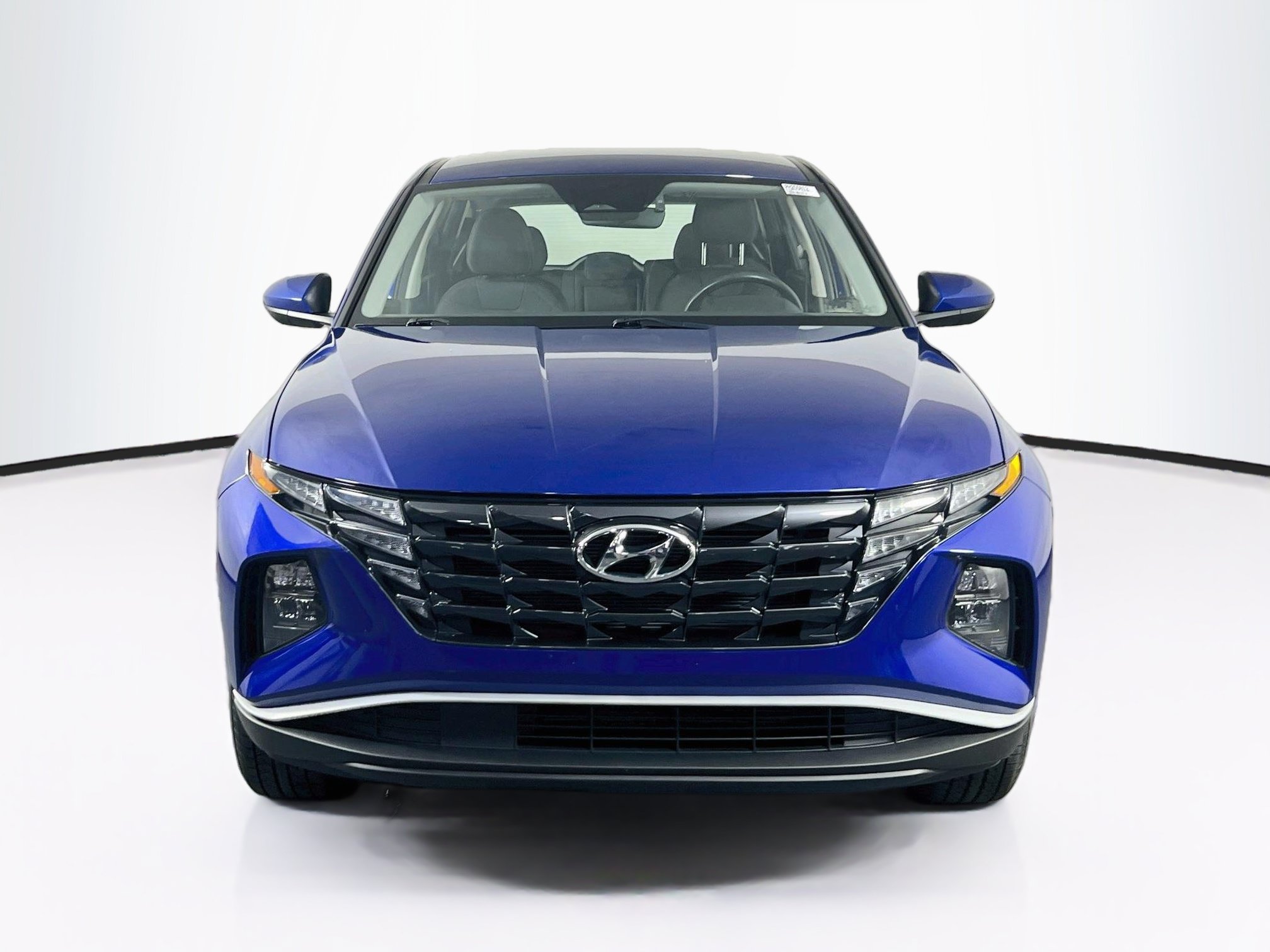 Used 2023 Hyundai Tucson SE AWD/4WD image 2