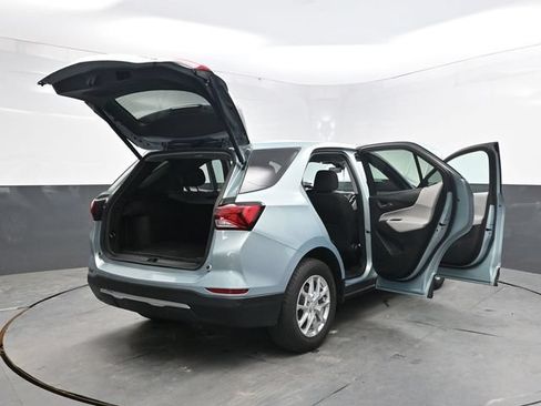 Used 2022 Chevrolet Equinox LT AWD/4WD image 48