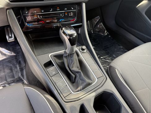 Used 2025 Volkswagen Jetta Sport FWD image 19