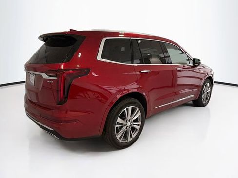 Used 2025 Cadillac XT6 Premium Luxury w/ Platinum Package AWD/4WD image 6