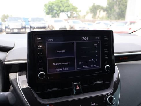 Used 2022 Toyota Corolla LE FWD image 14