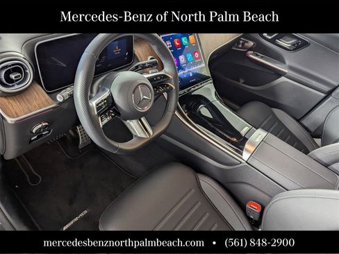 Used 2025 Mercedes-Benz GLC 300 image 7