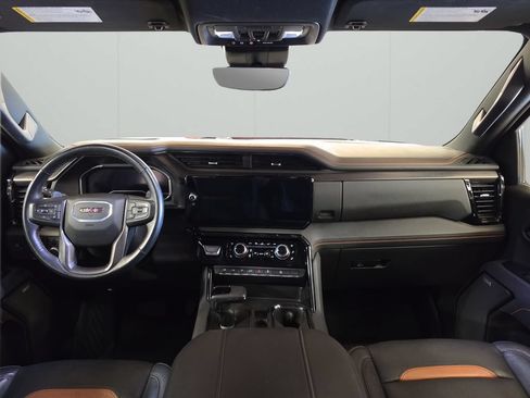 Used 2025 GMC Sierra 1500 AT4 w/ AT4 Premium Package AWD/4WD image 16