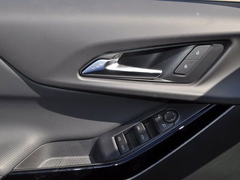 New 2026 Chevrolet Equinox LT image 10