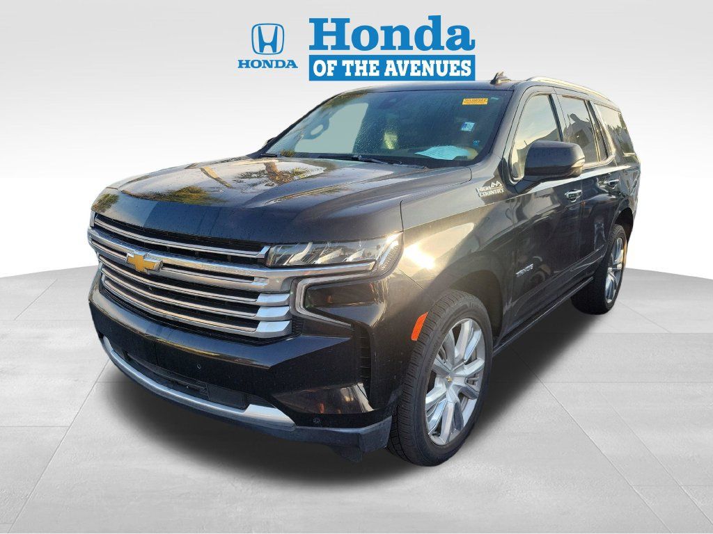 Used 2021 Chevrolet Tahoe High Country w/ Premium Package RWD image 3