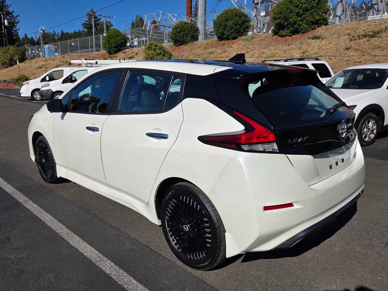 Used 2025 Nissan Leaf SV Plus FWD image 5