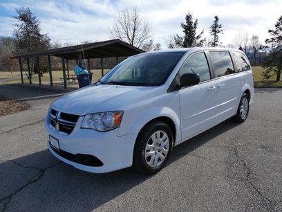 Used 2015 Dodge Grand Caravan SE w/ Quick Order Package 29E SE