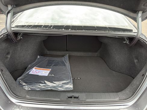 New 2025 Nissan Sentra SV image 34