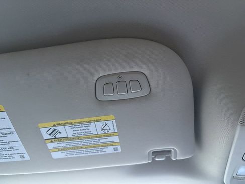 Certified 2024 Ford Expedition XLT image 30