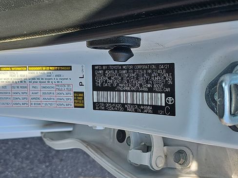 Used 2021 Toyota Corolla SE image 37