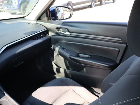 Used 2021 Nissan Altima 2.5 S FWD image 23
