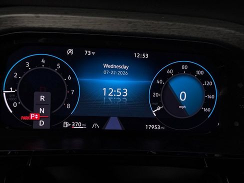 Used 2026 Volkswagen Atlas Cross Sport SE FWD image 14