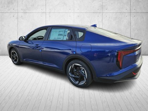 New 2025 Kia K4 EX image 5