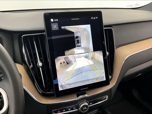 New 2026 Volvo XC60 B5 Plus w/ Protection Package Premier AWD/4WD image 15