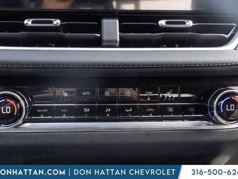 New 2026 Chevrolet Equinox LT w/ Convenience Package II FWD image 8