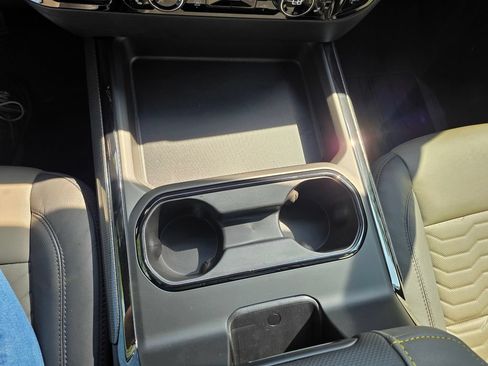 New 2026 Chevrolet Silverado 2500 ZR2 AWD/4WD image 35