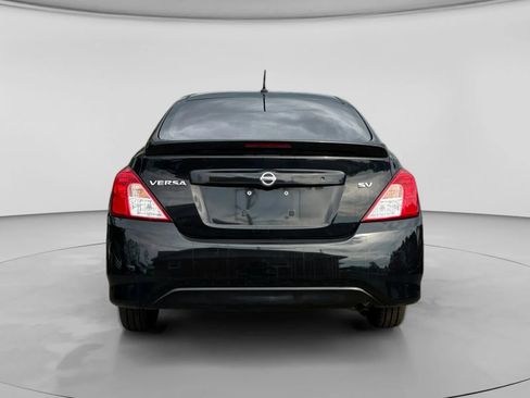 Used 2017 Nissan Versa SV FWD image 4