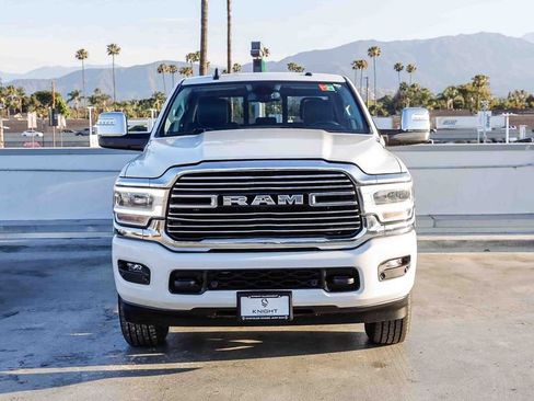 Used 2024 RAM 2500 Laramie AWD/4WD image 3