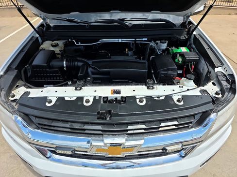 Used 2020 Chevrolet Colorado LT w/ Safety Package image 23