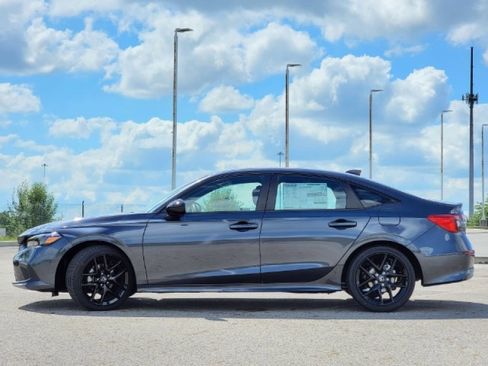 Used 2023 Honda Civic Sport image 5