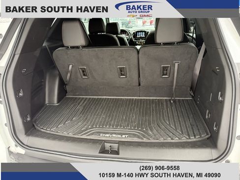 Used 2023 Chevrolet Traverse RS image 6
